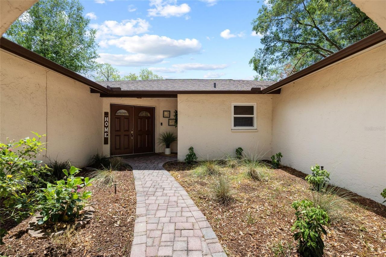 7415 Lake Forest Circle, Port Richey, FL 34668 Photo