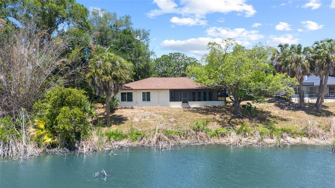 7415 Lake Forest Circle, Port Richey, FL 34668 Photo