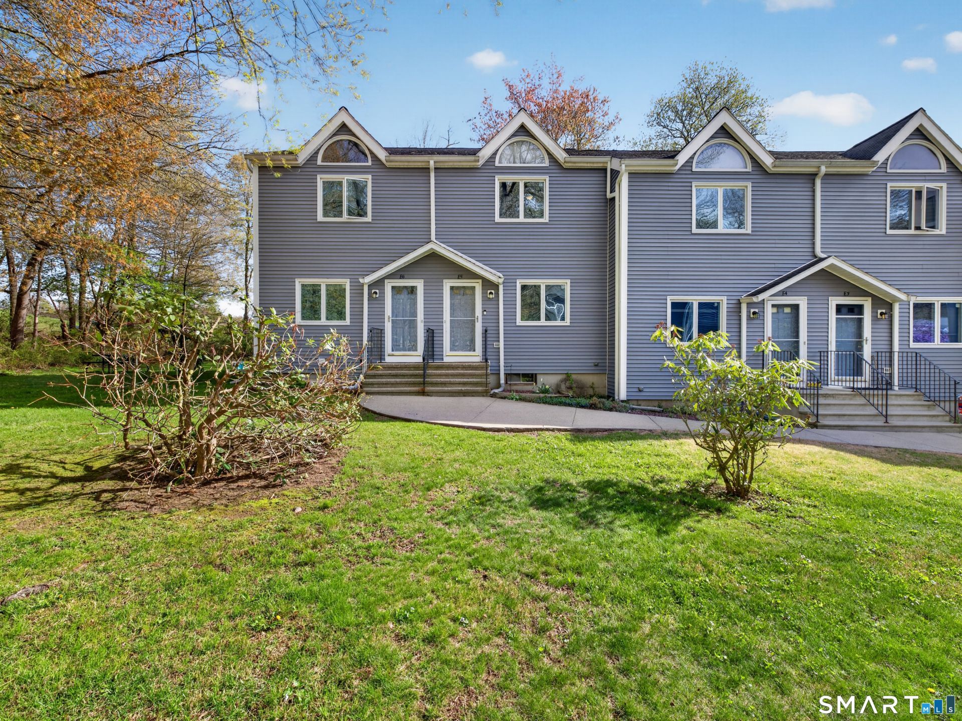 1691 Norwich New London, Unit E5, Montville, CT 06382 Main Photo