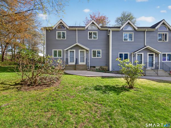 1691 Norwich New London, Unit E5, Montville, CT 06382