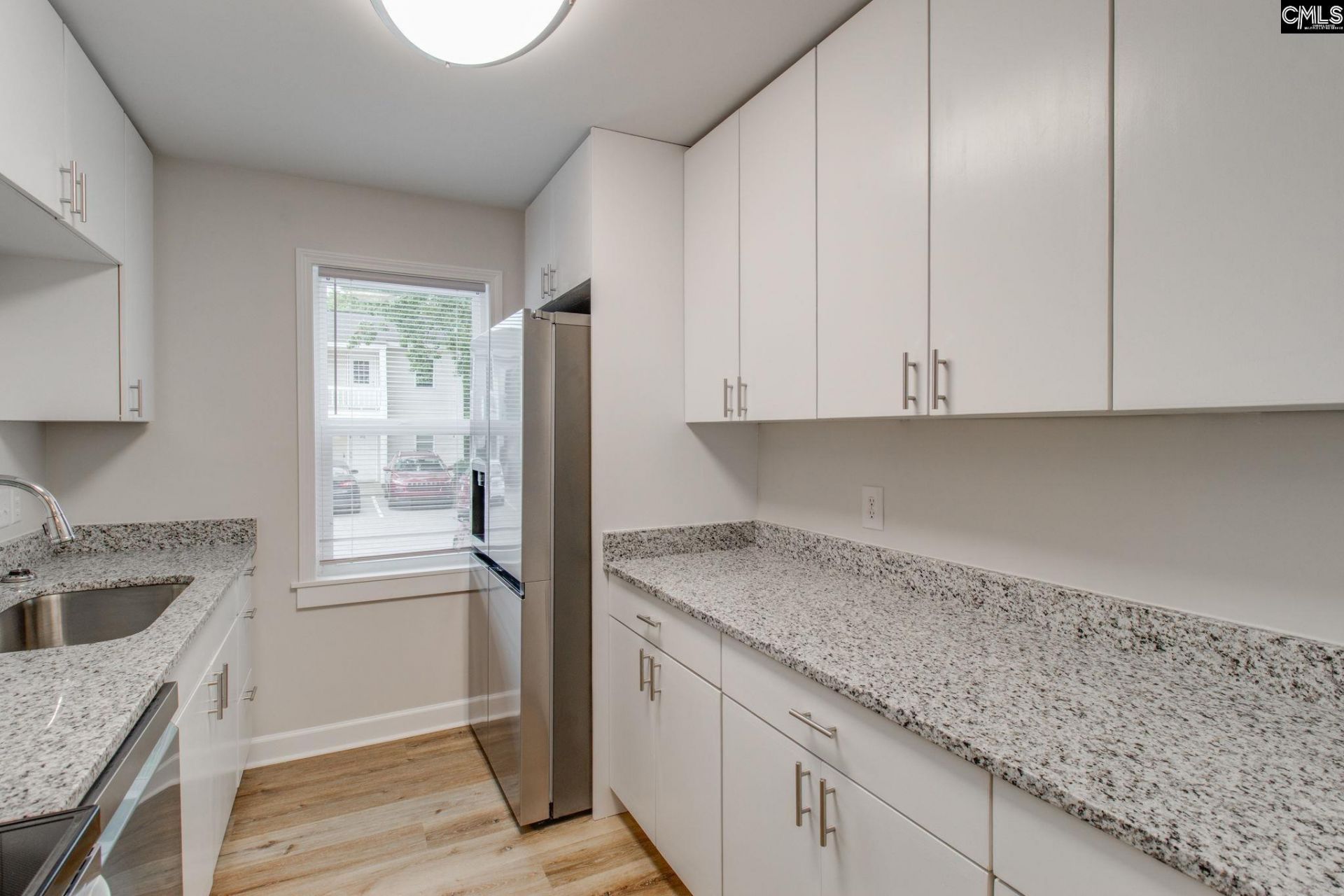 308 Percival Road Photo 10