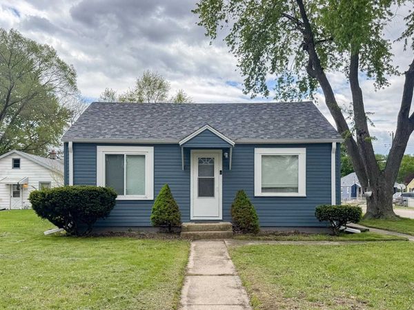 901 Kingsley Drive, MACHESNEY PARK, IL 61115