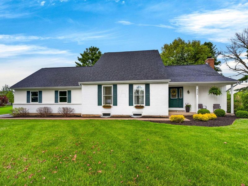 8238 W Ohio State Lane NW, Lancaster, OH 43130 Photo 2