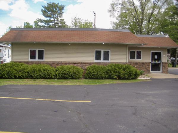516 Marquette Road, Prairie Du Chien, WI 53821