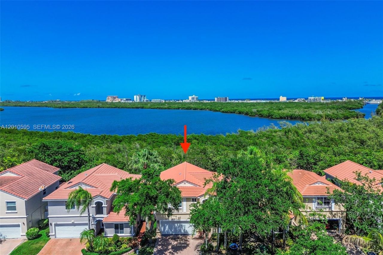 1065 Weeping Willow Way, Hollywood, FL 33019 Photo