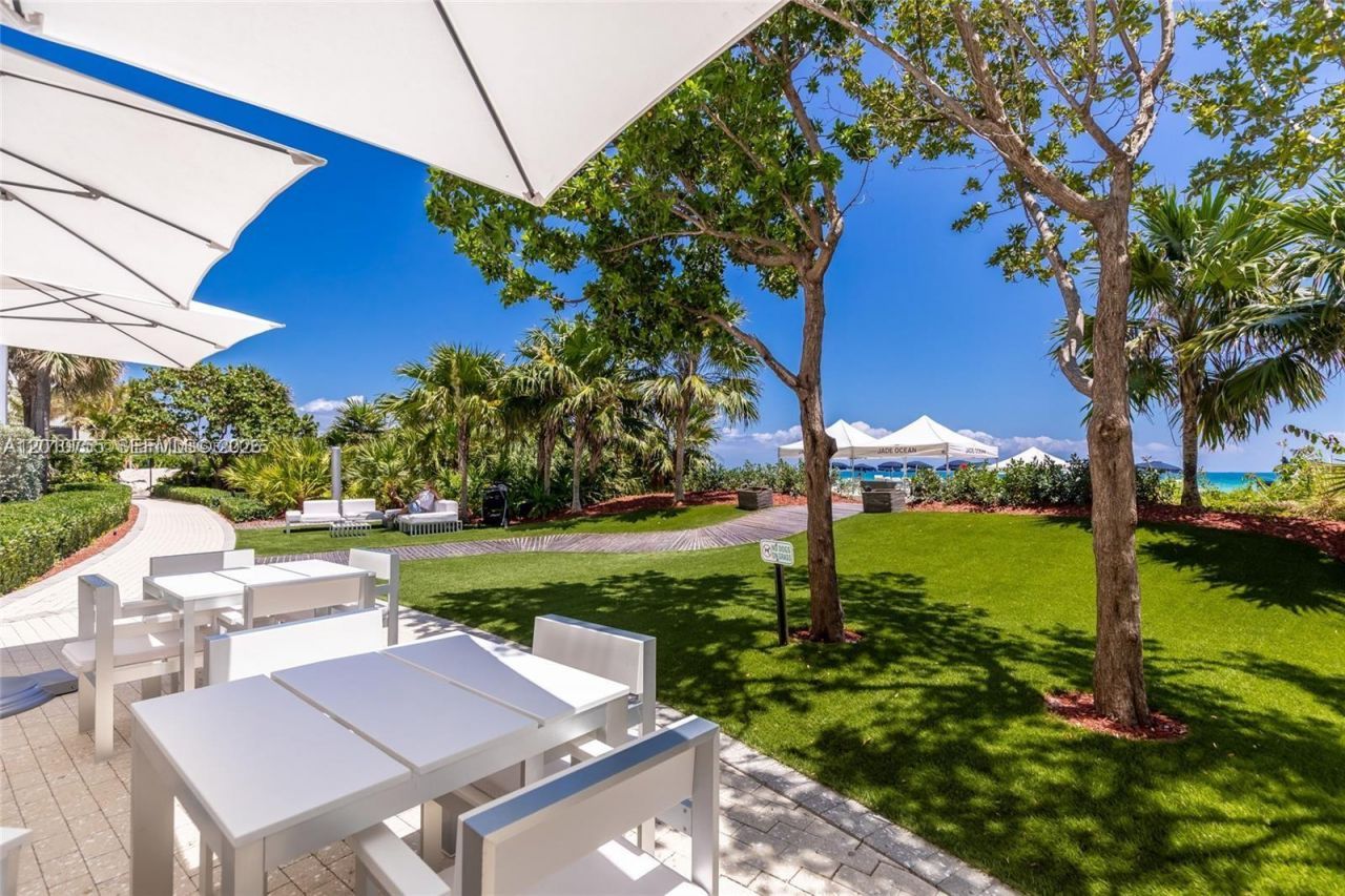 17121 Collins Ave , Unit 1606, Sunny Isles Beach, FL 33160 Photo