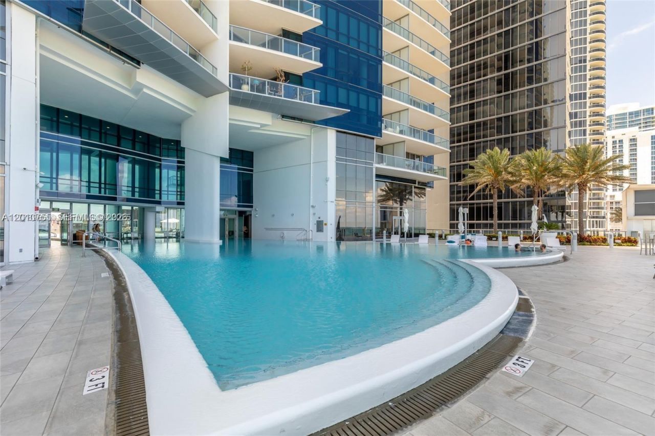 17121 Collins Ave , Unit 1606, Sunny Isles Beach, FL 33160 Photo
