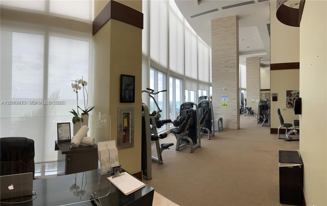 15811 Collins Ave , Unit 2802, Sunny Isles Beach, FL 33160 Photo