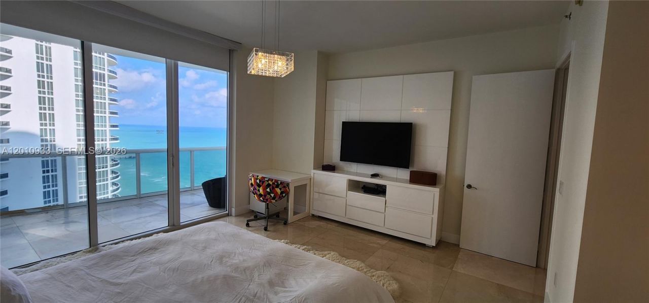 15811 Collins Ave , Unit 2802, Sunny Isles Beach, FL 33160 Photo
