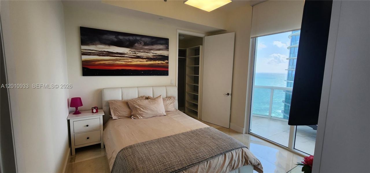 15811 Collins Ave , Unit 2802, Sunny Isles Beach, FL 33160 Photo