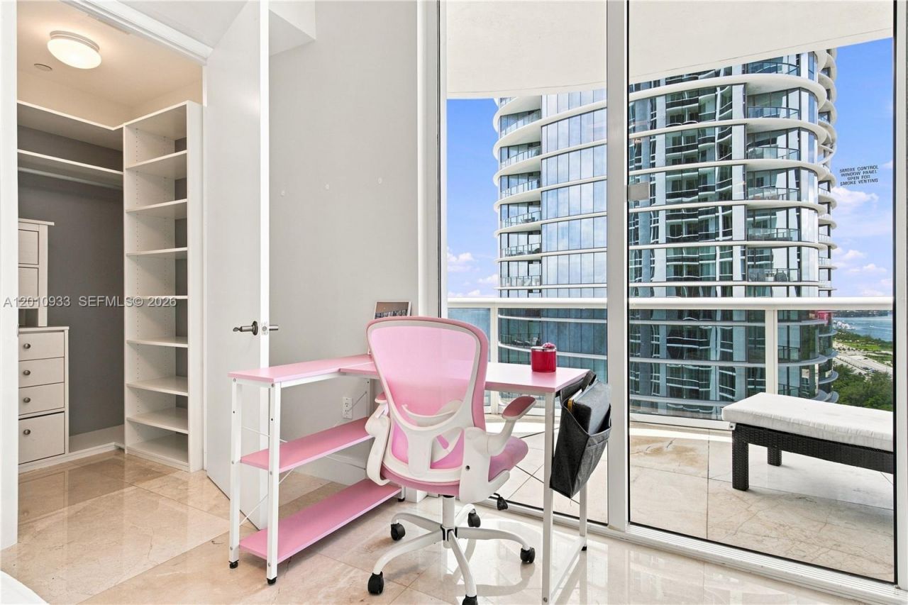 15811 Collins Ave, Unit 2802, Sunny Isles Beach, FL 33160 Photo