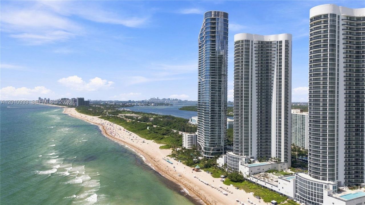 15811 Collins Ave, Unit 2802, Sunny Isles Beach, FL 33160 Photo