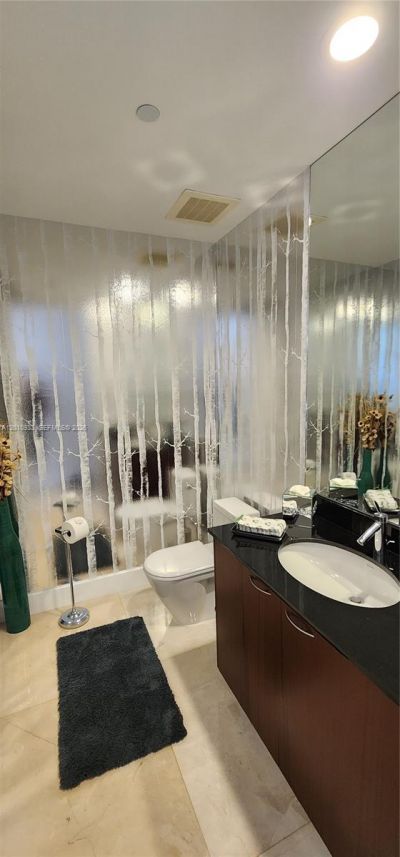 15811 Collins Ave , Unit 2802, Sunny Isles Beach, FL 33160 Photo