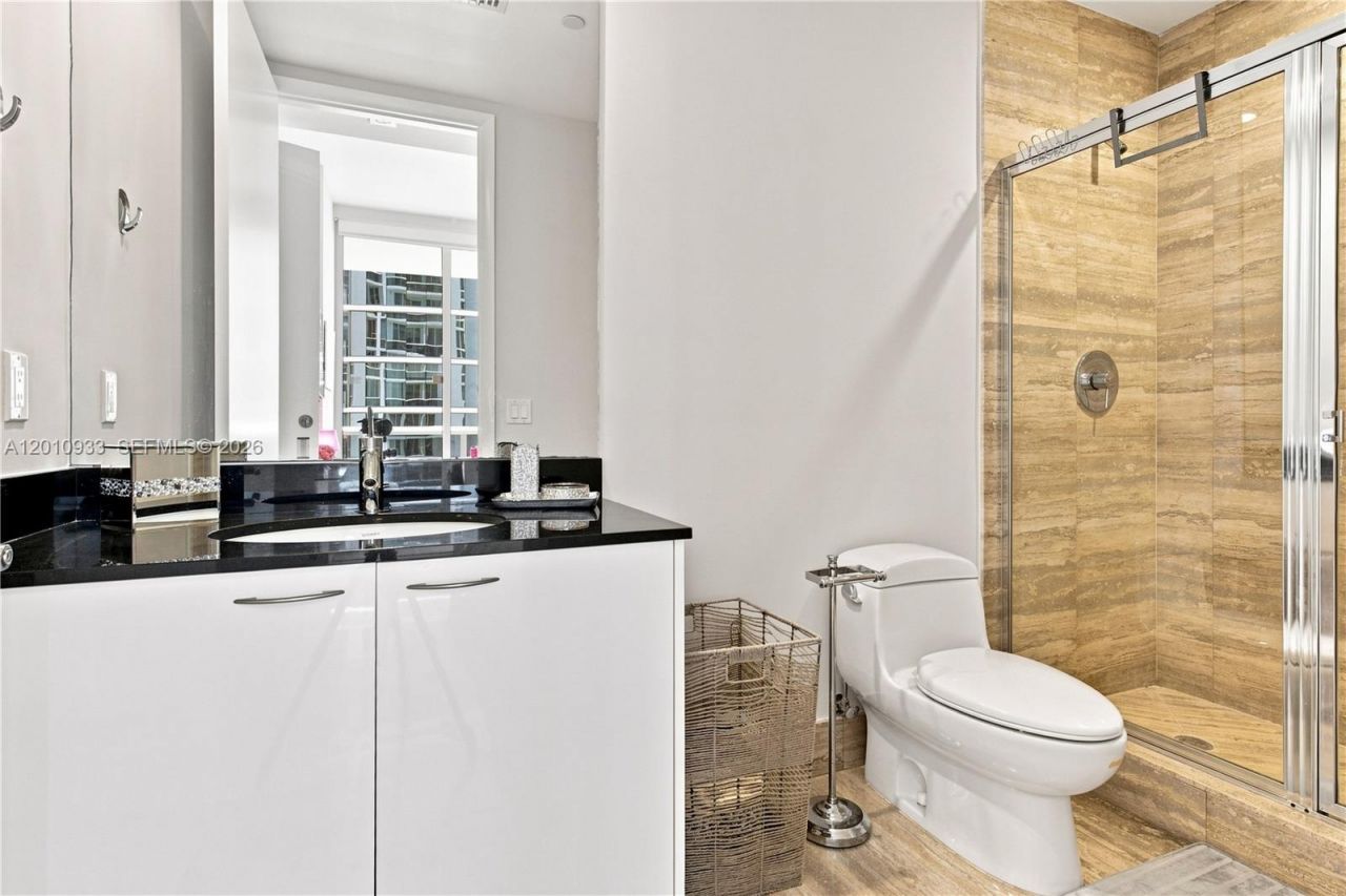 15811 Collins Ave, Unit 2802, Sunny Isles Beach, FL 33160 Photo