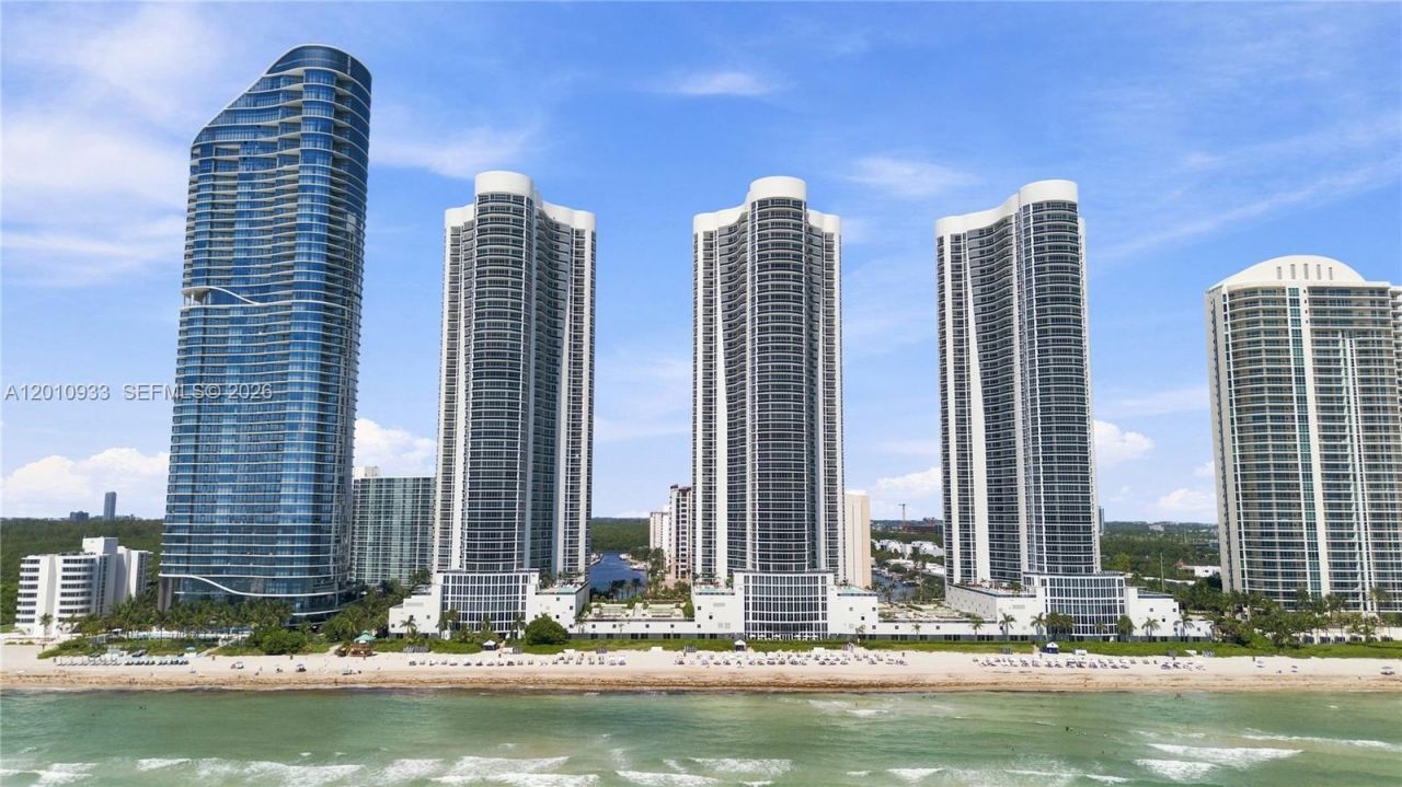 15811 Collins Ave, Unit 2802, Sunny Isles Beach, FL 33160 Photo