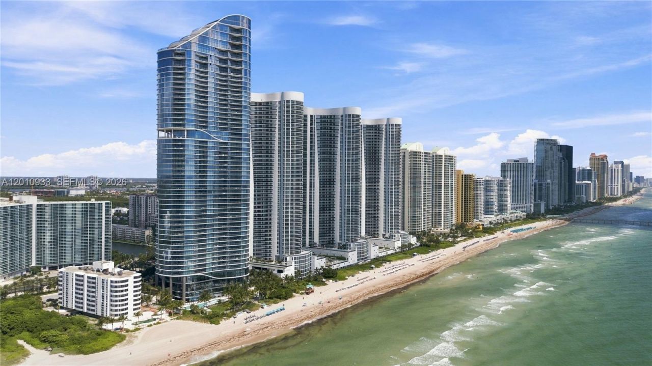15811 Collins Ave, Unit 2802, Sunny Isles Beach, FL 33160 Photo
