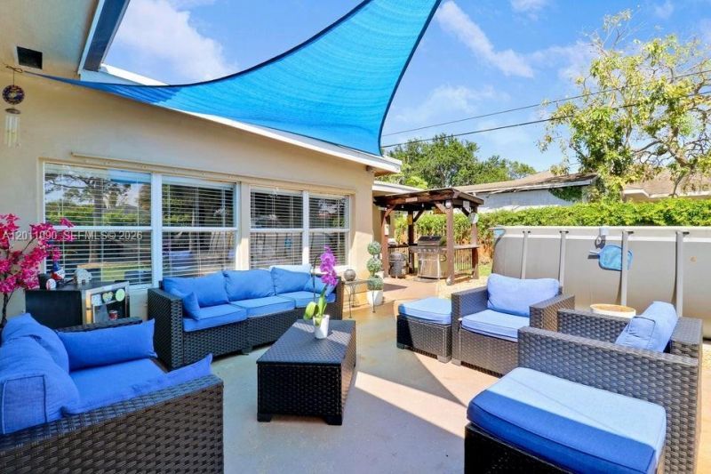 19049 SE Robert Drive, Jupiter, FL 33469 Photo