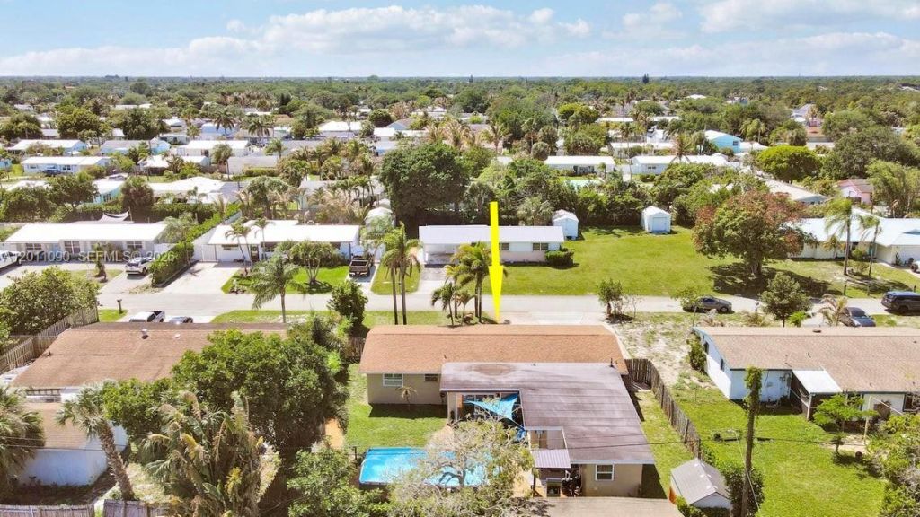 19049 SE Robert Drive, Jupiter, FL 33469 Photo