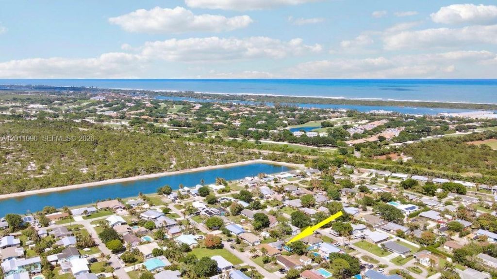 19049 SE Robert Drive, Jupiter, FL 33469 Photo