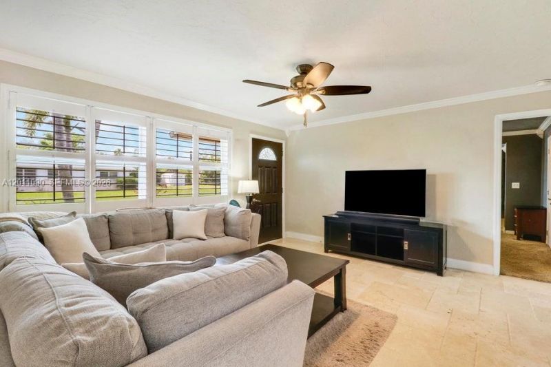 19049 SE Robert Drive, Jupiter, FL 33469 Photo