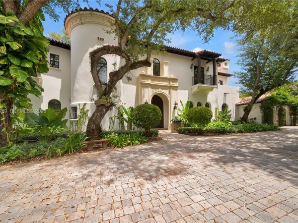 8301 SW 53rd Ave , Miami, FL 33143