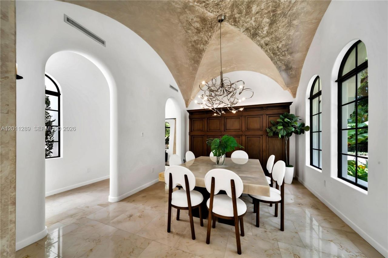 8301 SW 53rd Ave , Miami, FL 33143 Photo