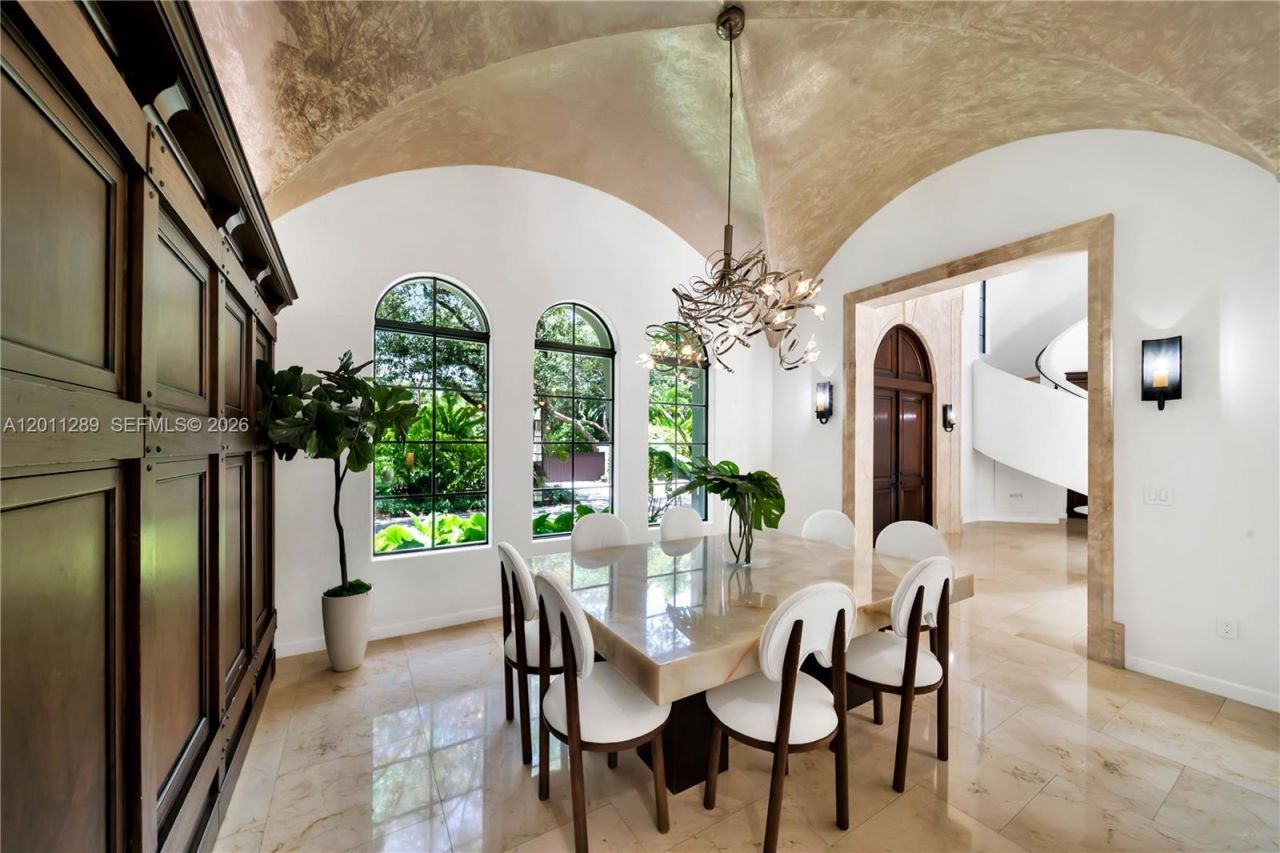 8301 SW 53rd Ave , Miami, FL 33143 Photo