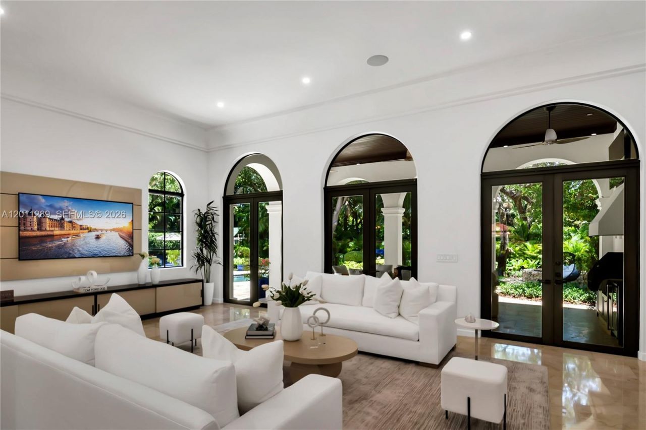 8301 SW 53rd Ave , Miami, FL 33143 Photo