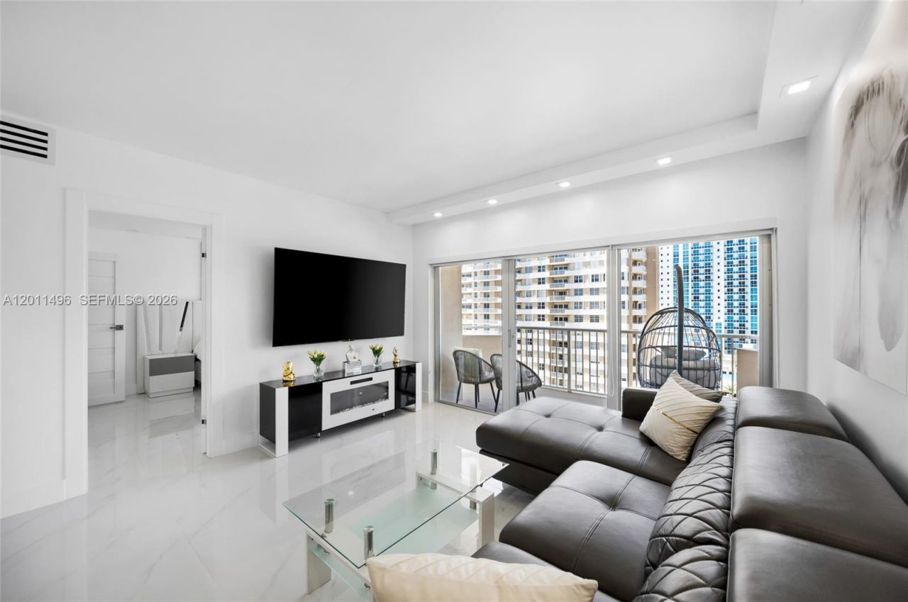 1985 S Ocean Dr , Unit 10B, Hallandale Beach, FL 33009 Photo