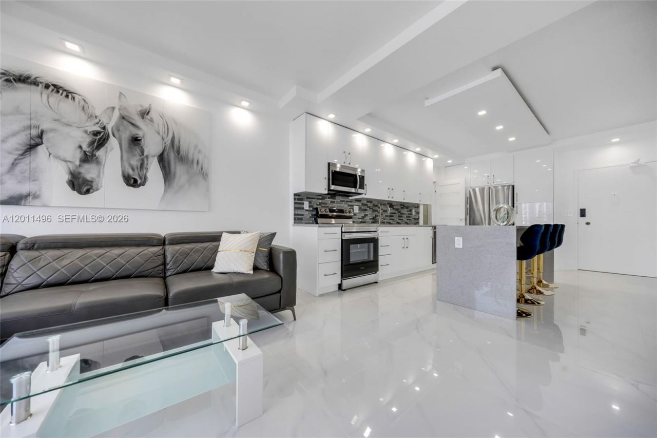 1985 S Ocean Dr , Unit 10B, Hallandale Beach, FL 33009 Photo