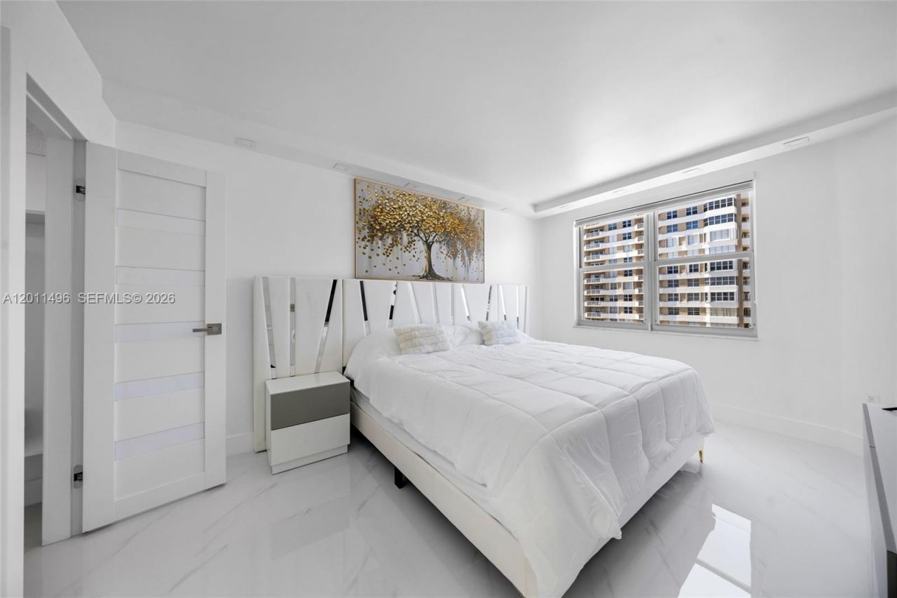 1985 S Ocean Dr , Unit 10B, Hallandale Beach, FL 33009 Photo