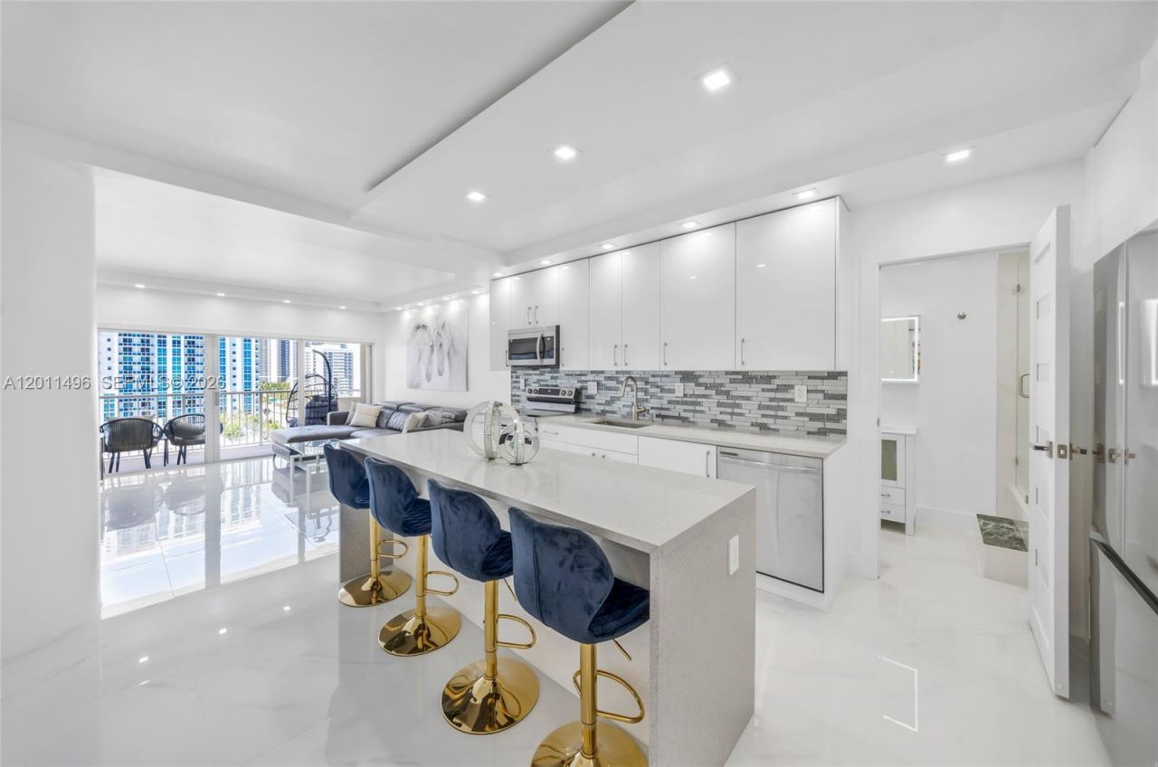 1985 S Ocean Dr , Unit 10B, Hallandale Beach, FL 33009 Photo