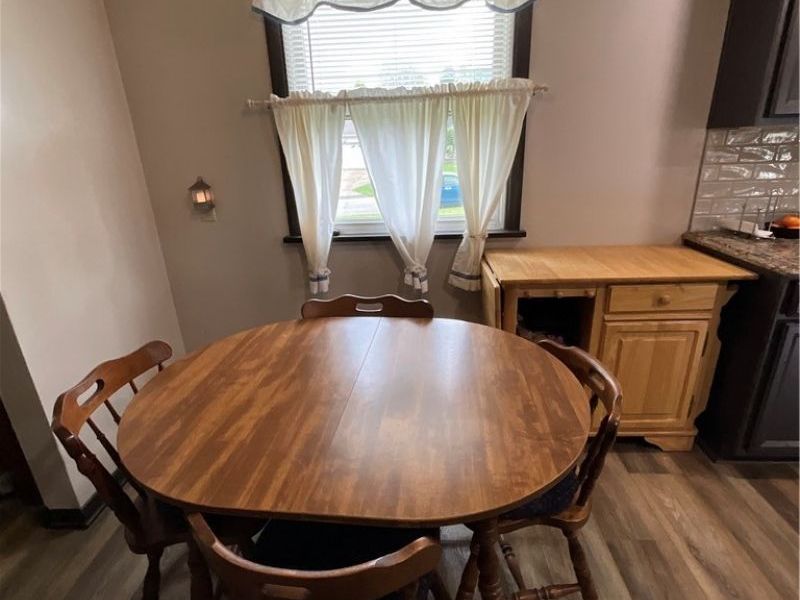 525 W Omar Street , Struthers, OH 44471 Photo 13