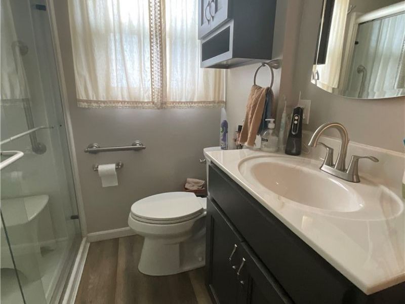 525 W Omar Street , Struthers, OH 44471 Photo 20