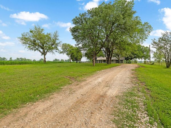 4265 County Road 123 , Round Rock, TX 78664