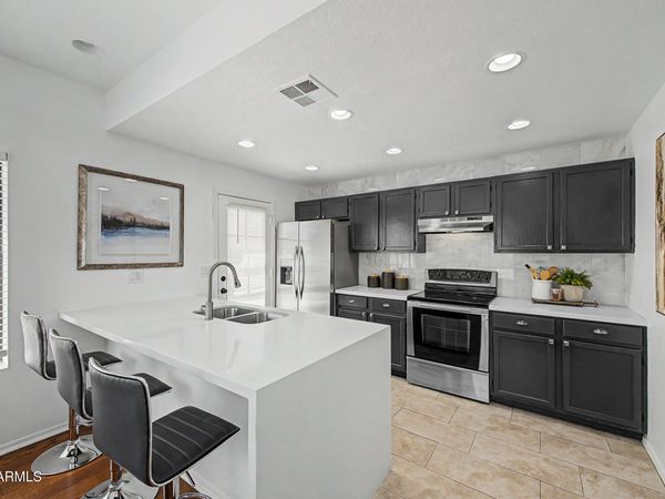 1017 E MARYLAND Avenue, Unit 108, Phoenix, AZ 85014