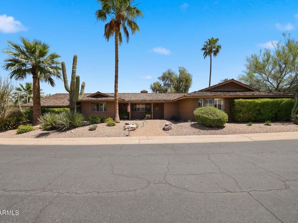5525 E LINCOLN Drive, Unit 105, Paradise Valley, AZ 85253