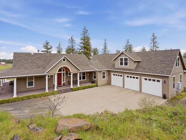 2609 E Tiger Lily Ln, Spangle, WA 99031