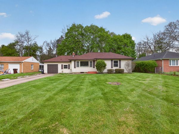 1249 Levant Street, Jackson, MI 49203