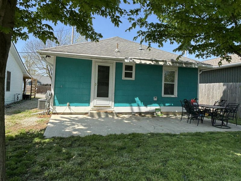9596 Orchard Drive, Lakeview, OH 43331 Photo 5