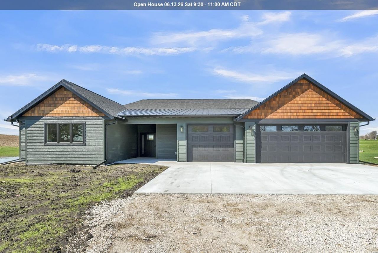 13733 240th Avenue Spirit Lake, IA 51360