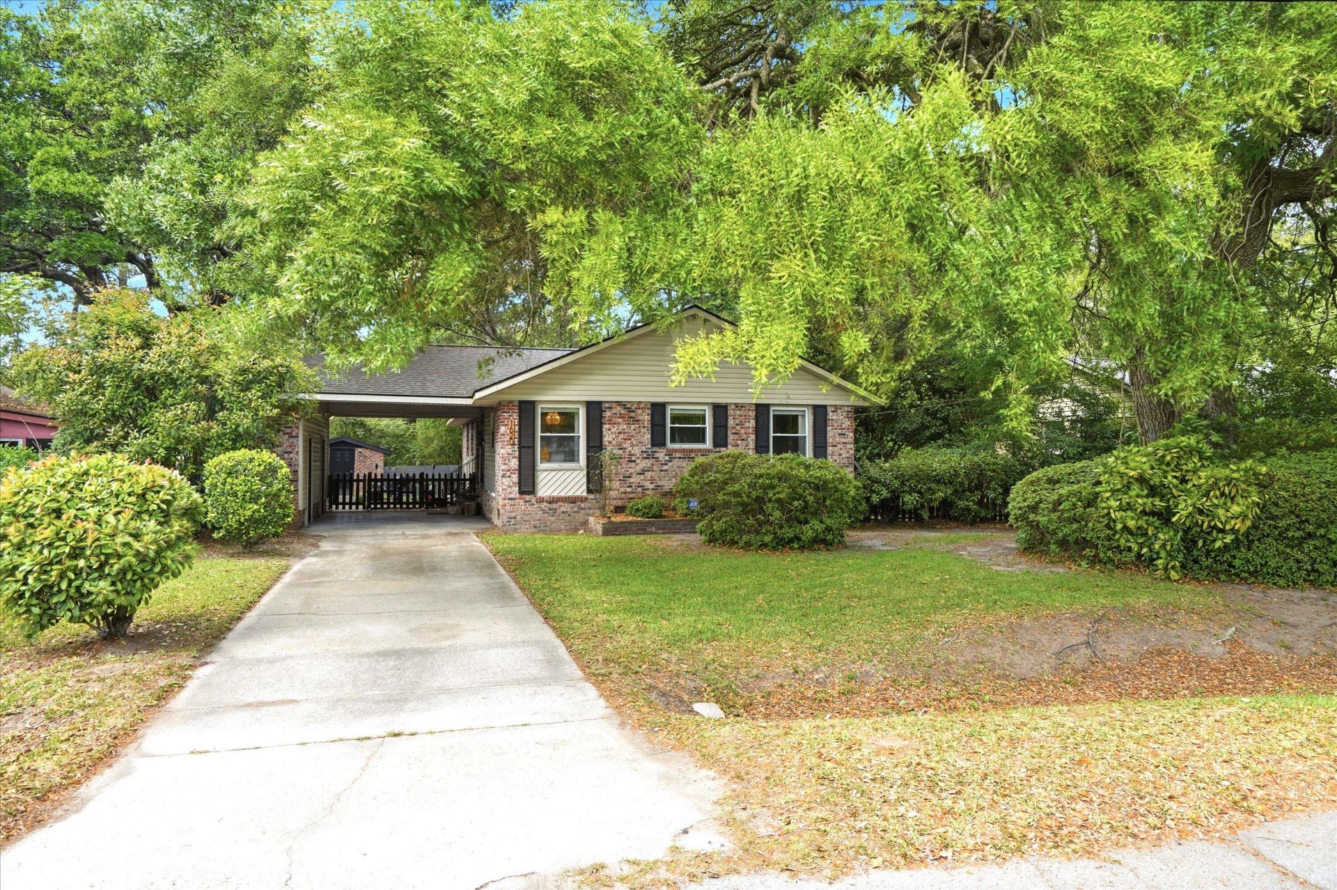 1620 Westway Drive Photo 3