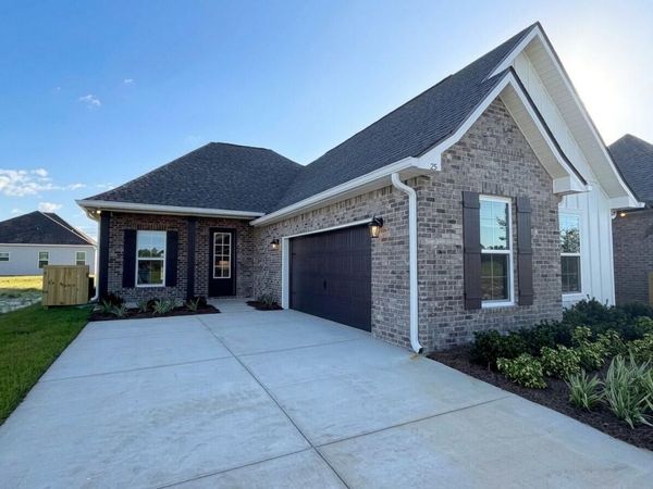 25 Butterfly Bend, Freeport, FL 32439