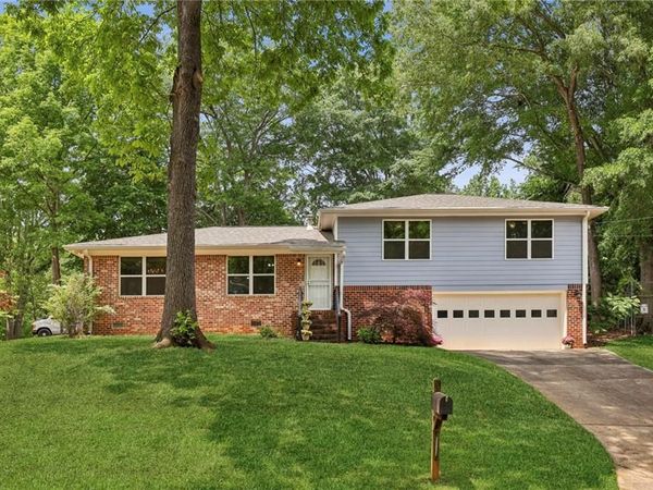 3982 Green Forest Parkway SE, Smyrna, GA 30082