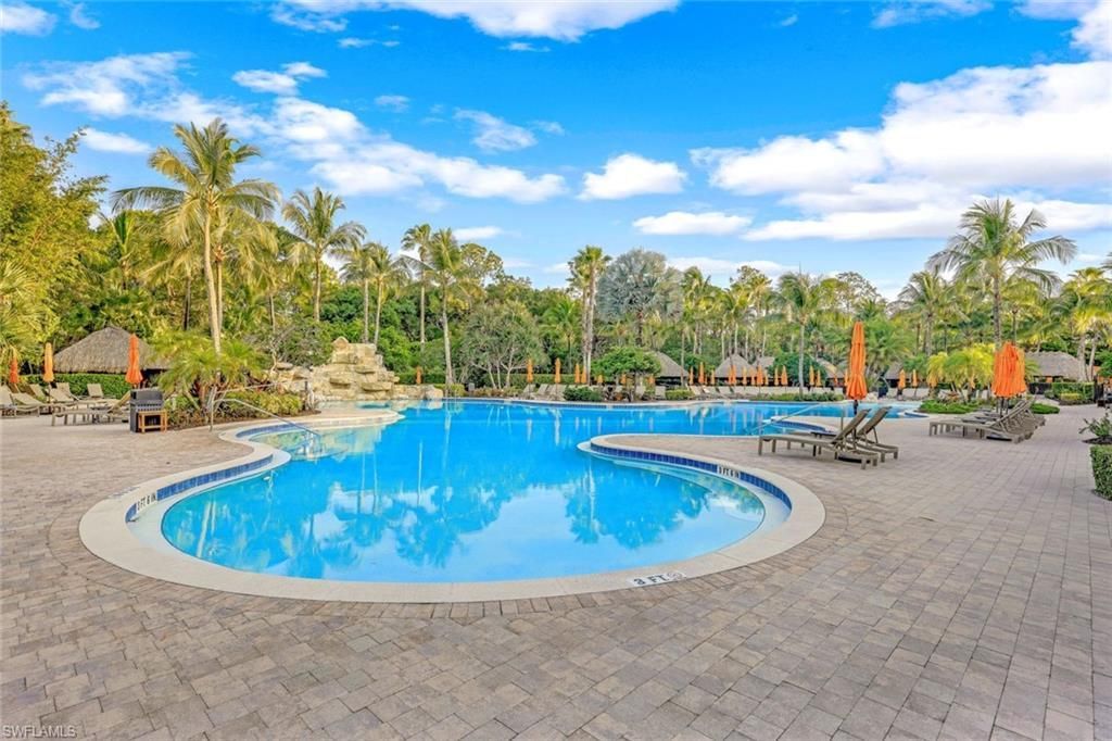 9115 Capistrano St S, Unit 8207, Naples, FL 34113 Photo