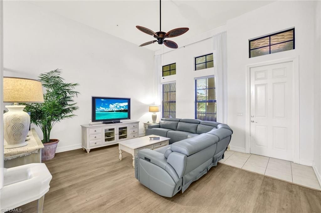 9115 Capistrano St S, Unit 8207, Naples, FL 34113 Photo