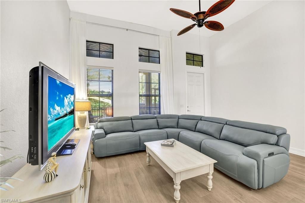 9115 Capistrano St S, Unit 8207, Naples, FL 34113 Photo