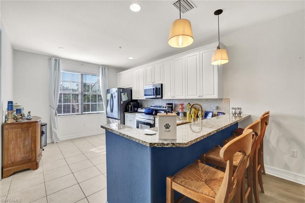 9115 Capistrano St S, Unit 8207, Naples, FL 34113 Photo