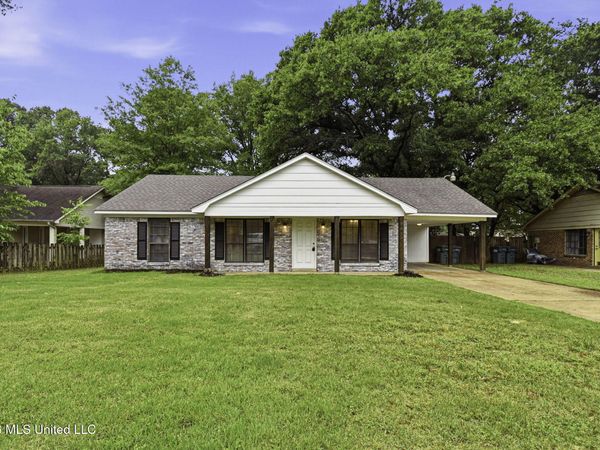 8415 Southernwood Cove, Southaven, MS 38671