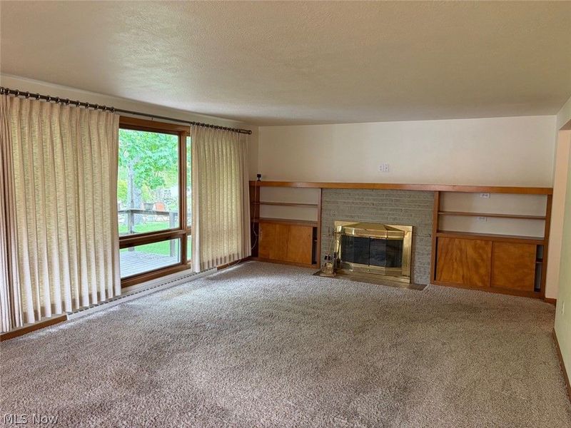 1034 N Pasadena Avenue , Elyria, OH 44035 Photo 13